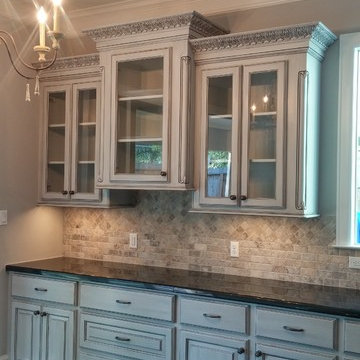 Traditional Kitchen - Inked & Subtle Glazed Cabinets