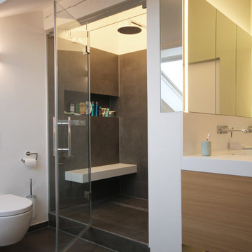 Dachgeschoss mit Schlafzimmer und Wellnessbad