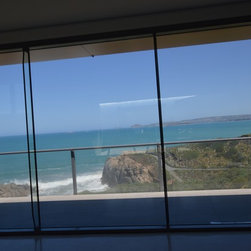 Merrili Place - Windows