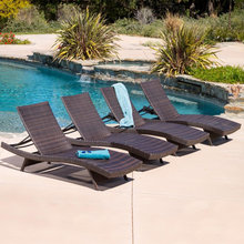 PALM DESERT DECOR