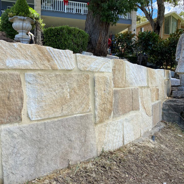 Sandstone Ballast Wall