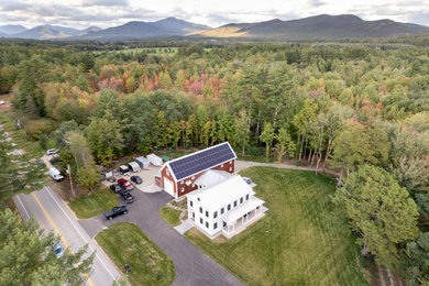Inspiration for a farmhouse landscaping in Portland Maine.