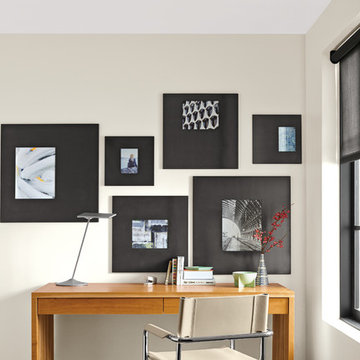 Manhattan Box Frame in Natural Steel by R&B