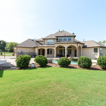 Newly Updated Grand Family Home