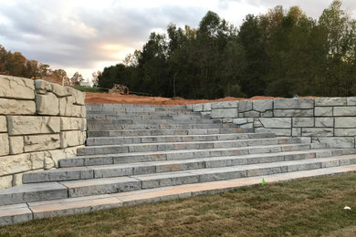 Inspiration for a traditional landscaping in Charlotte.