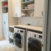 Garden Apt Small Laundry Area