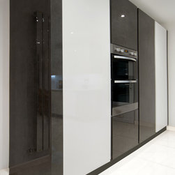 Solicitors mashable Mix-up Grey and White Handless - Ovens
