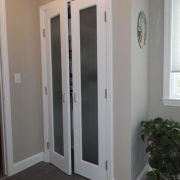 Classic Chantilly Bathroom Remodel with Rogue Valley Interior Doors