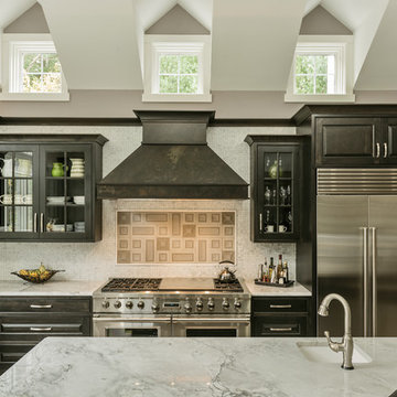 Not your Typical Black and White Kitchen