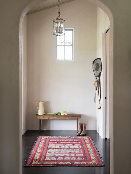 Best Farmhouse Entryway Design Ideas & Remodel Pictures | Houzz
