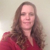 Julie Bodenbender's photo
