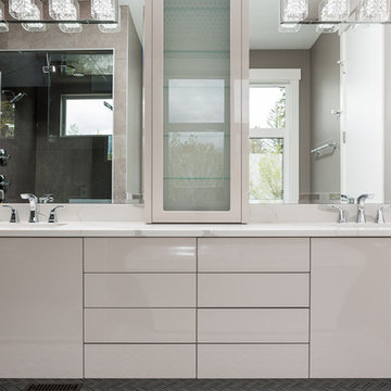 Vibrant Kitchen | Custom Cabinetry for Kitchen & Bath | Calgary 32nd Ave