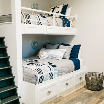 Tellico - lake house basement + bunkroom