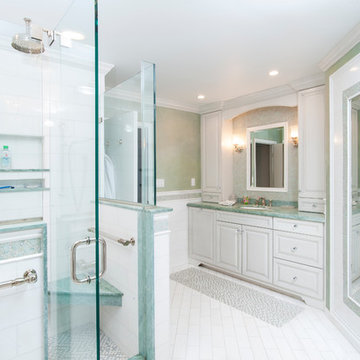 Bathroom, Northport