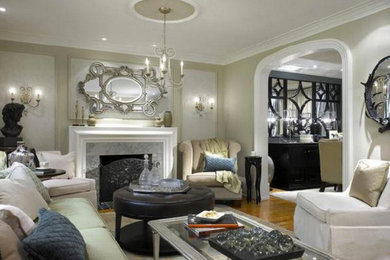Living room photo in Los Angeles