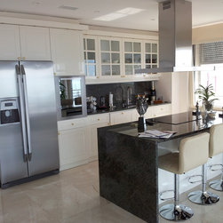 lausanne apt - Kitchen Cabinetry