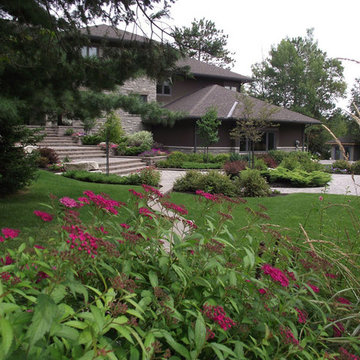 Traditional Estate