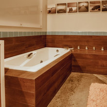 BATH TUB