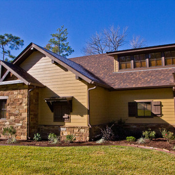 Rustic Lake House Exterior
