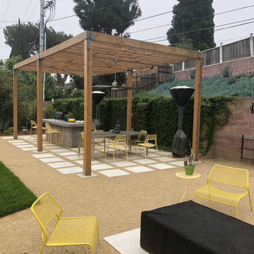 Pergola and bar