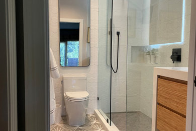 Inspiration for a contemporary bathroom remodel in San Francisco