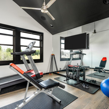 Spring Meadow Residence-Bozeman Urban Oasis