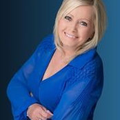 Jayne Simon Loya's photo