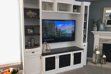 Inspiration for a craftsman home theater remodel in Milwaukee