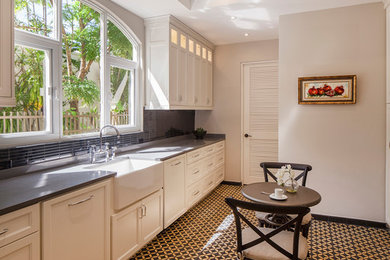 Example of a kitchen design