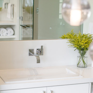 Modern White Spa Bath