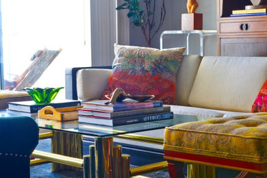 Example of a 1950s living room design in Los Angeles
