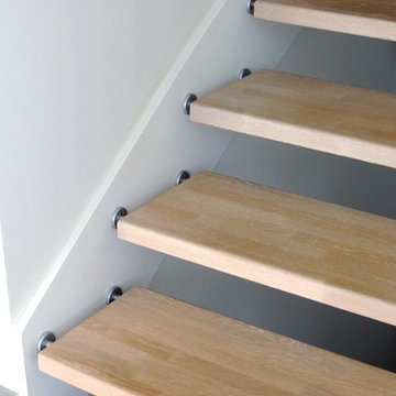 Escalier bois suspendu