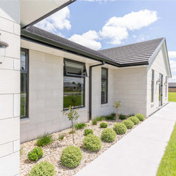 Premier Estate Brick in White - Products