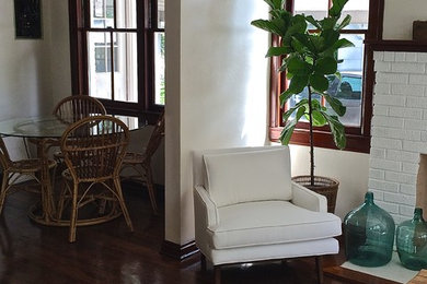 Inspiration for an eclectic living room remodel in Jacksonville