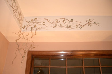 Dining room - dining room idea in Miami