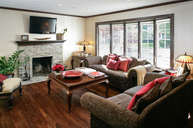 Example of a classic living room design in New York