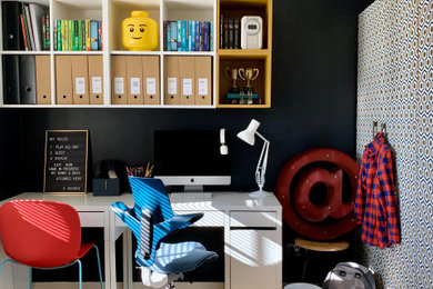 Example of a trendy home office design