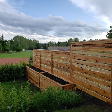 Dalhousie Planter & Privacy Screen