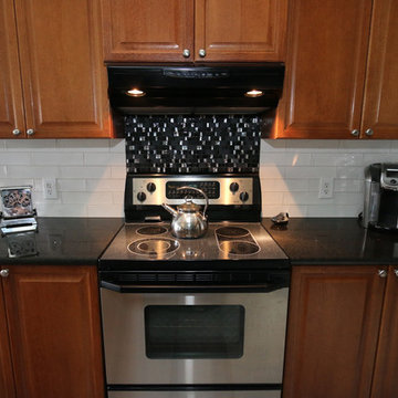 Clinton Residence - Granite, Tile Backsplash & Carpet