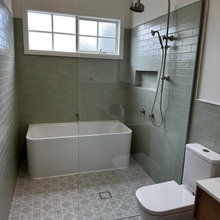 Bungalow Bathroom