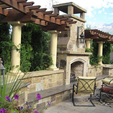 Oak Canyon Natural Thin Stone Veneer Outdoor Fireplace