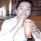 Kenneth Hom's photo