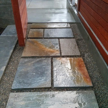 Dimensional Flagstone Paths and Patios
