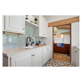Rancho Santa Fe Refresh - Master Bathroom and Laundry - Mediterranean ...