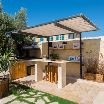 Detached House with Mediterranean Style