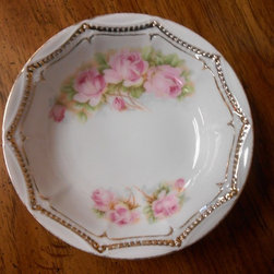 China, Plates & Place Settings - Products