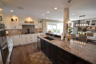 Example of a trendy kitchen design in Vancouver