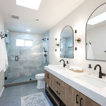 Master Bathroom - Transitional / Modern