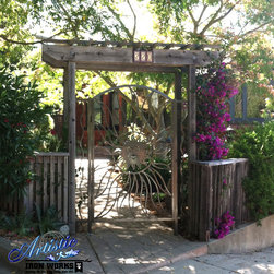 Sunburst Courtyard Entry Gate - Home Fencing And Gates