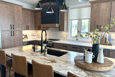 Inspiration for a modern kitchen remodel in Grand Rapids